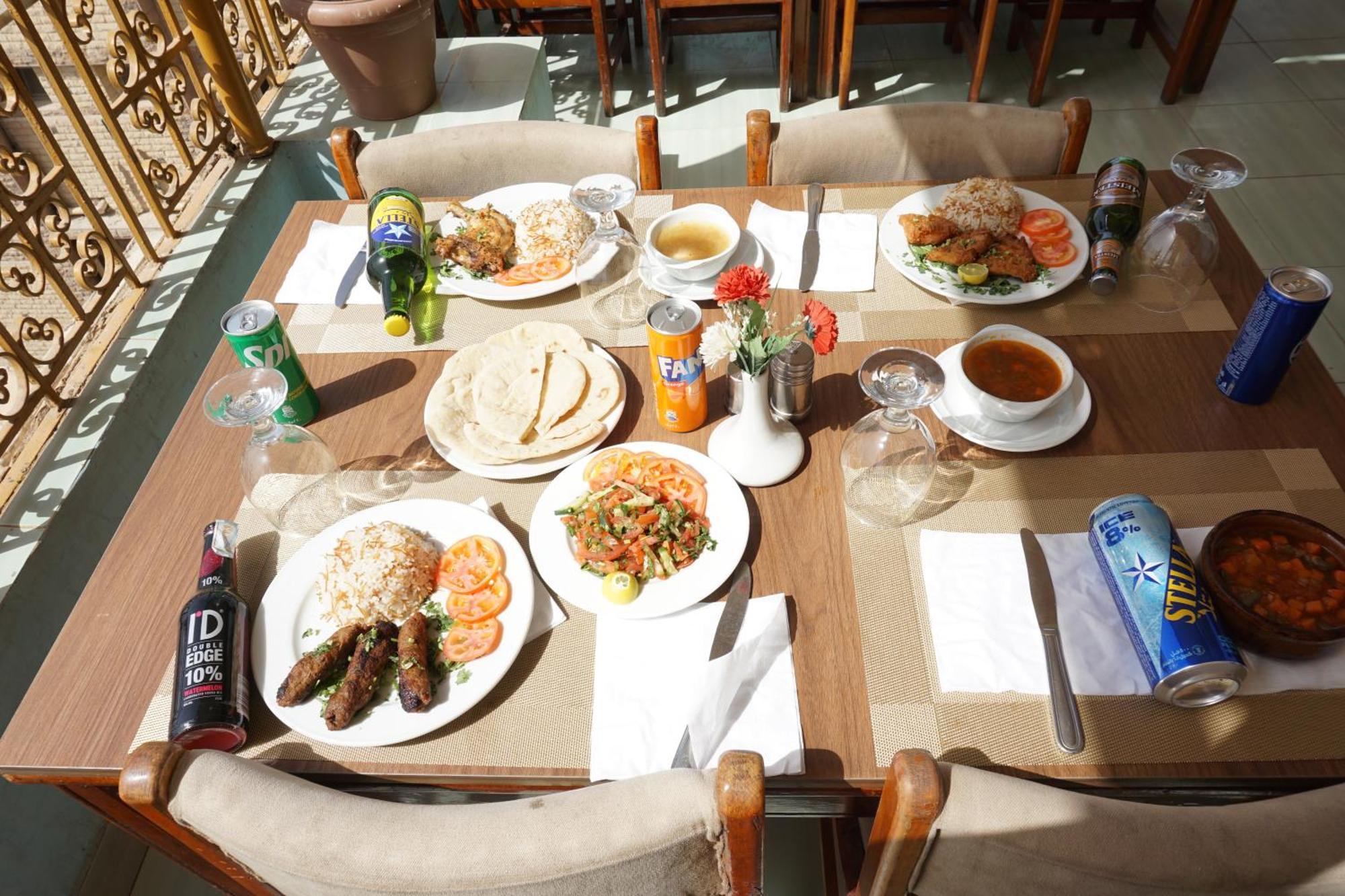 Merry Land Hotel & Roof Top Nile Restaurant Луксор Екстериор снимка
